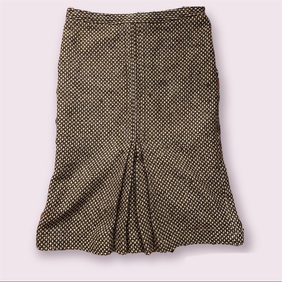 CLUB MONACO Wool Blend Pencil Skirt - Picture 3 of 7